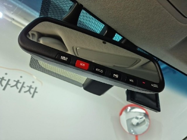 6061001686R16.jpg