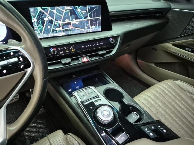 5011001636R10.jpg