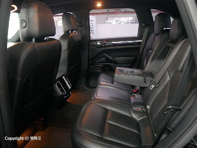 2111501948R11.jpg