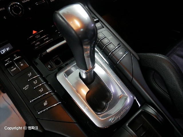 2111501948R14.jpg