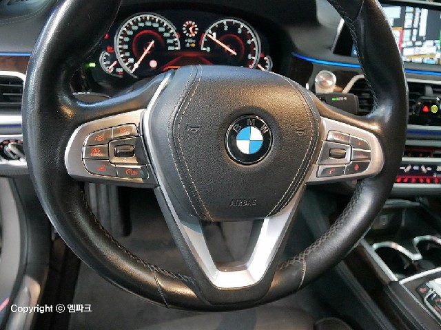 0081000913R8.jpg