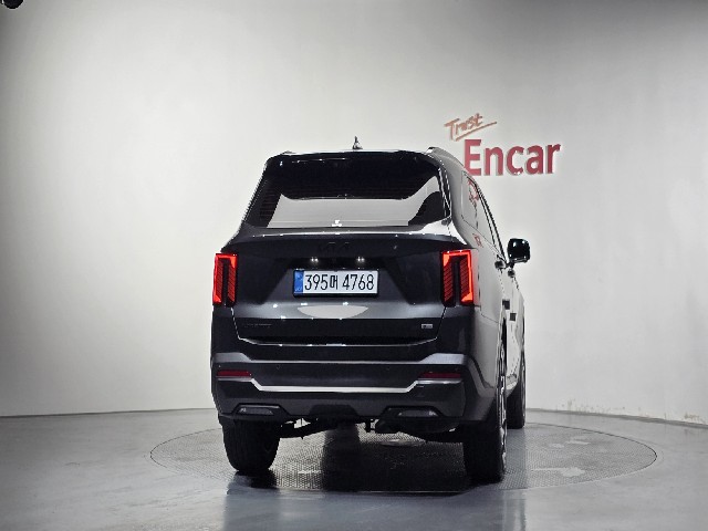 01bcd35f70a5517e3a6f01604718cff7.jpeg