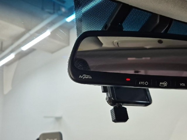 6061001298R17.jpg