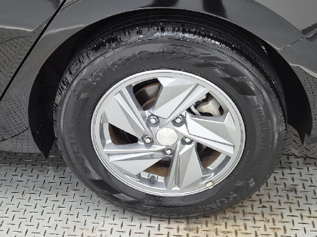 6061002036R20.jpg