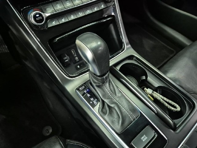 6051002558R8.jpg
