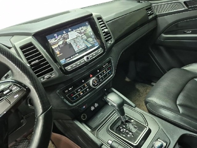 6061000092R10.jpg