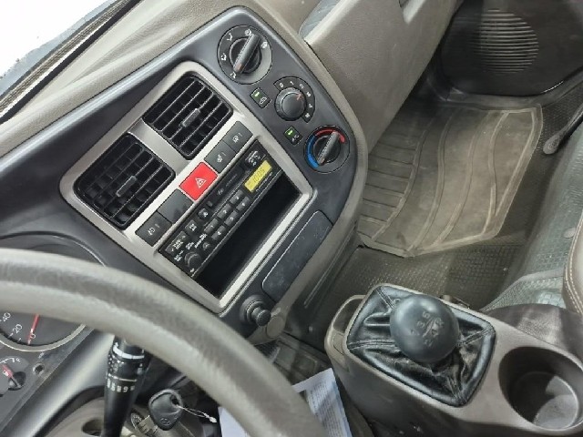 6061000415R9.jpg