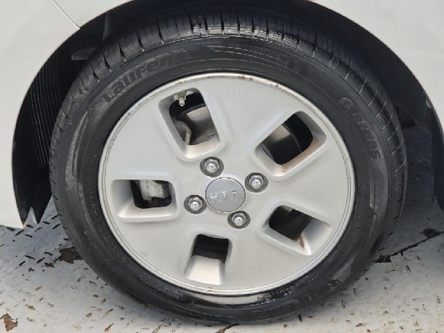 6061000876R18.jpg