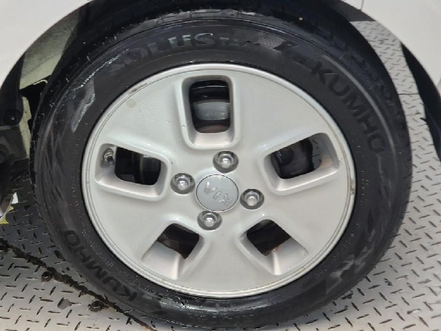 6061000876R19.jpg