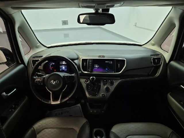 6061000876R7.jpg