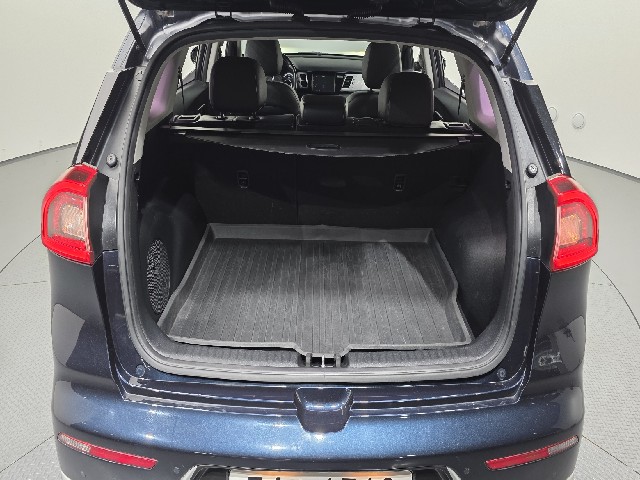 ee2576376951a31b324885f8576e4981.jpeg