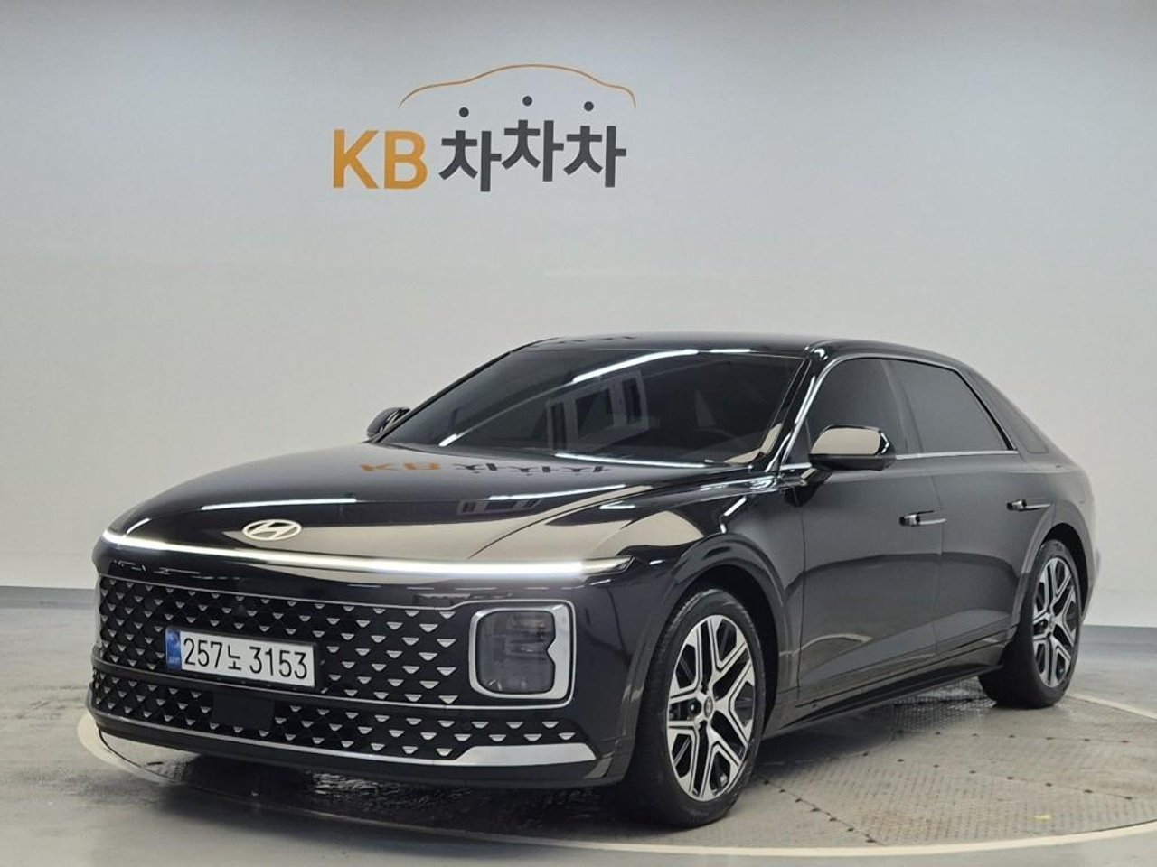 2023 Hyundai Grandeur, photo 1 of 1