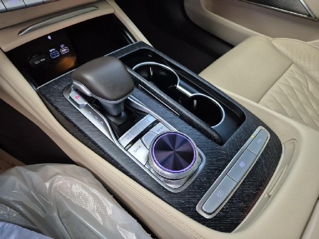 6051500793R8.jpg