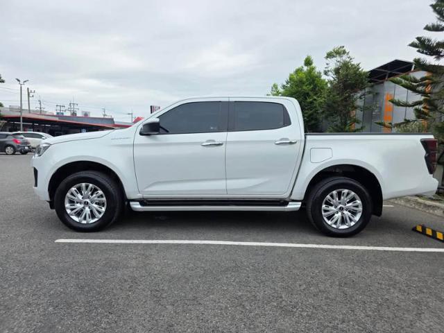 b5bfa6161143267f382aafa2eab3f192.jpeg