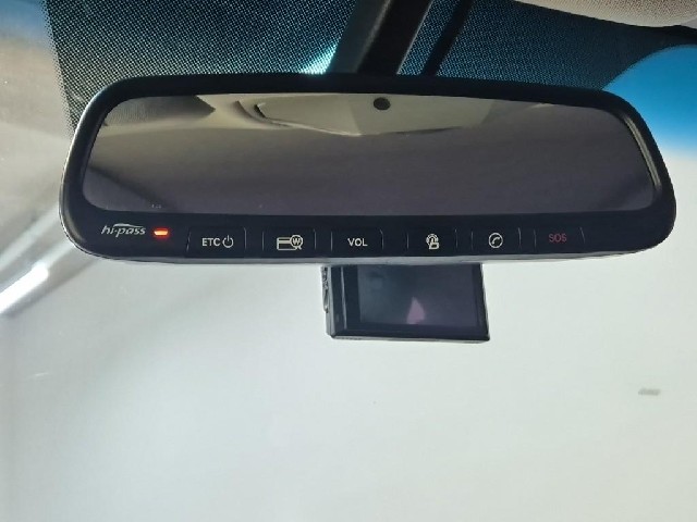 6011000506R17.jpg