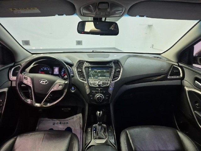 6011000506R7.jpg