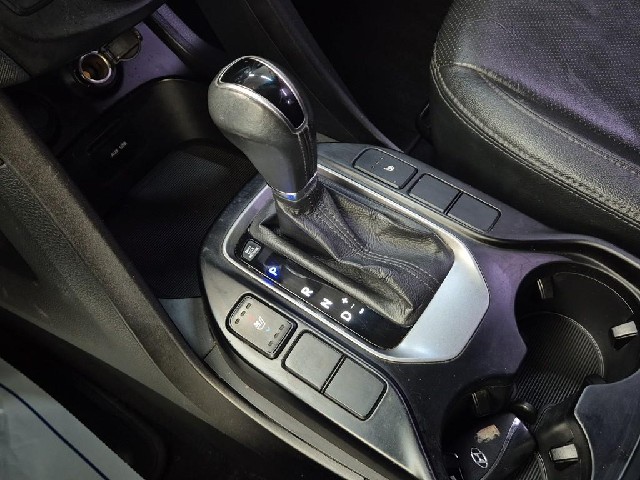 6011000506R8.jpg