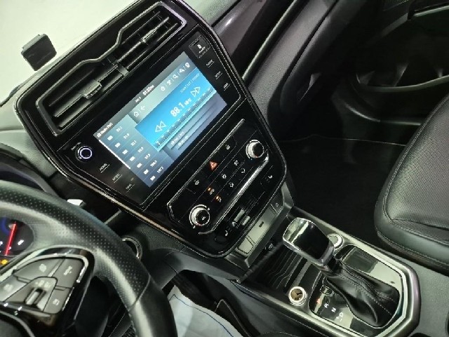 6091000055R10.jpg