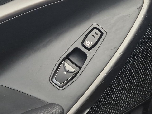 6081500704R19.jpg