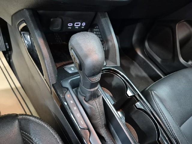 6081002335R8.jpg