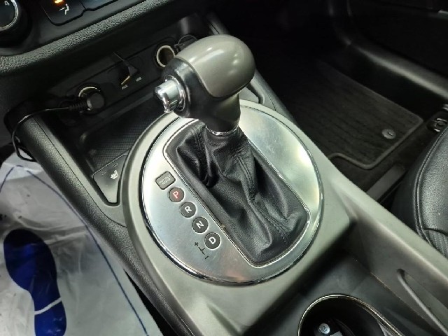 6081002123R8.jpg