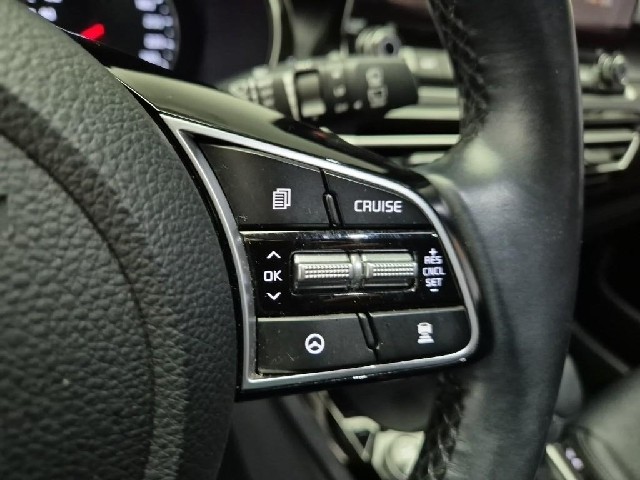 5111000585R15.jpg