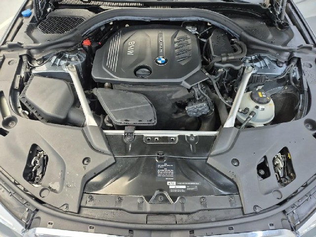 5121501352R5.jpg