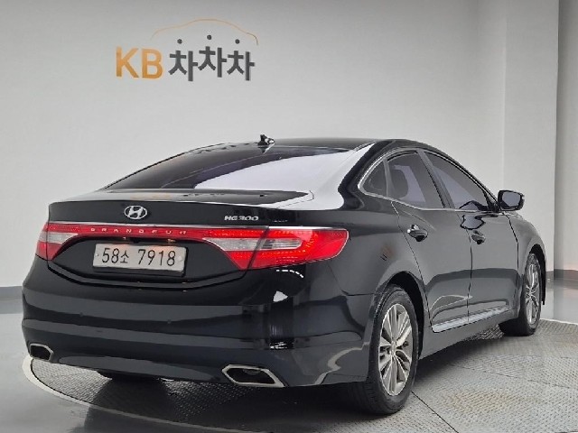 5071501813R3.jpg