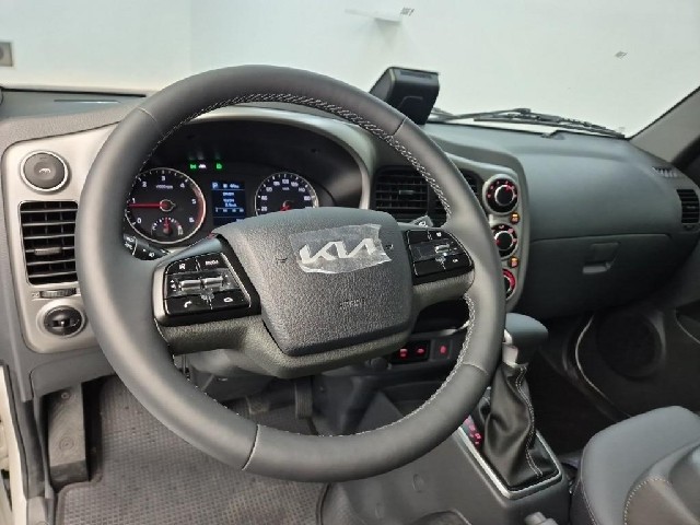5081502200R8.jpg