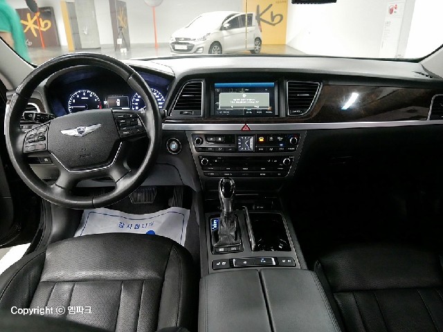 1051501818R6.jpg