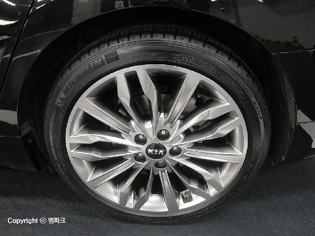 3091502048R18.jpg