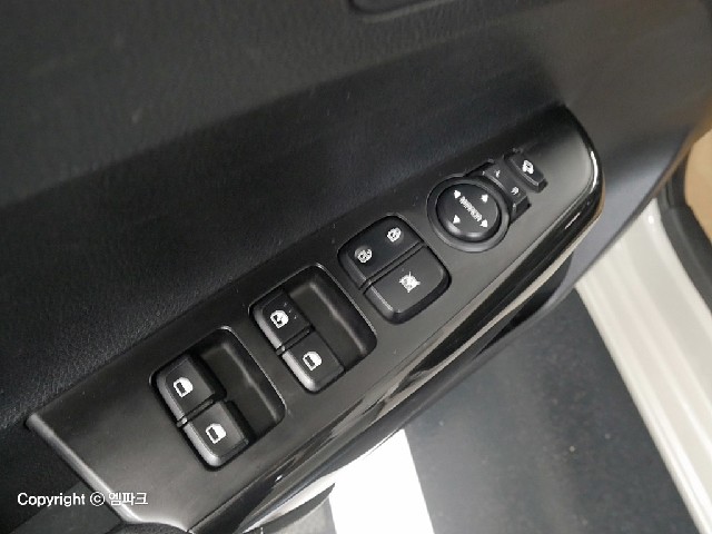 3091000324R18.jpg