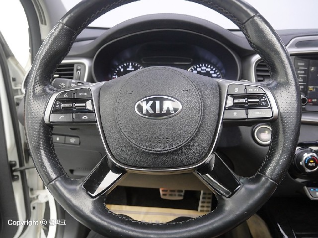 4031002073R8.jpg