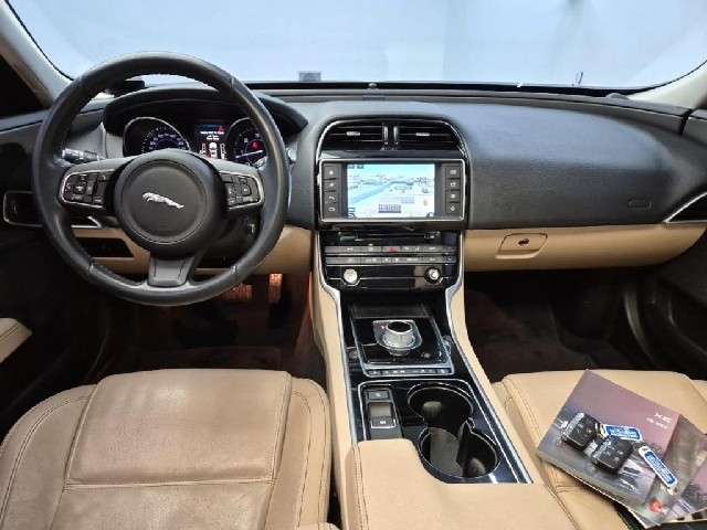 4111501628R7.jpg