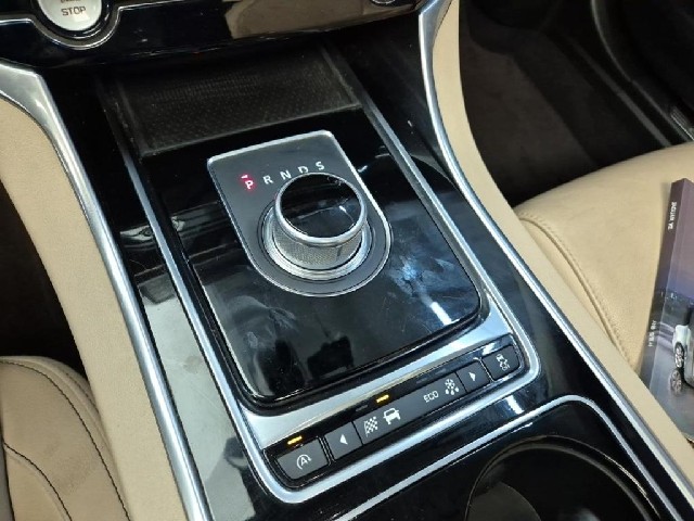 4111501628R8.jpg