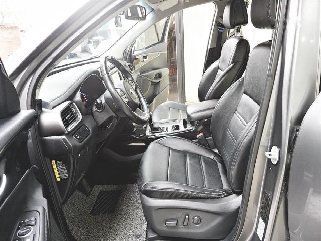 b6d58fca9e215f5bd4421cc4b8e5ce25.jpeg