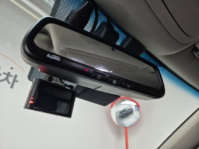 5061000556R16.jpg