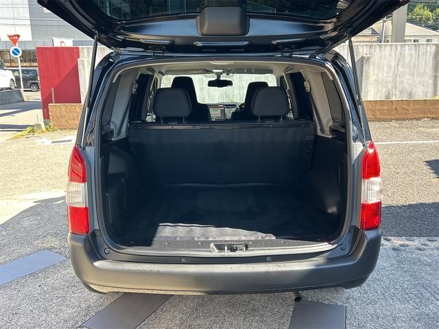 0802064A30261014W00118.jpg