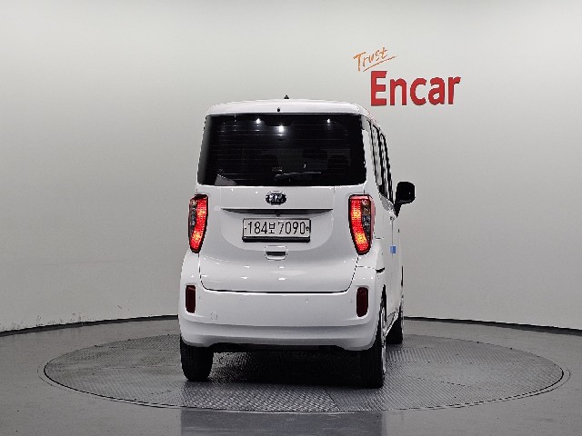 ec9248461e42502fca23629d4cafce85.jpeg