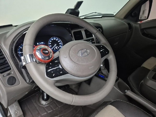 6011002352R8.jpg