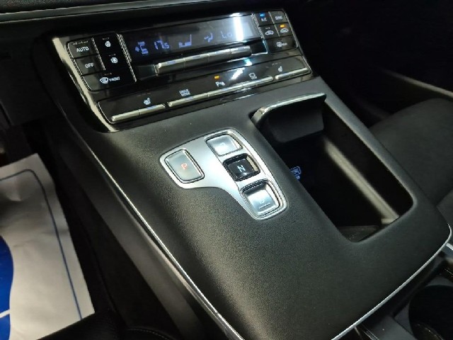 6041502015R8.jpg