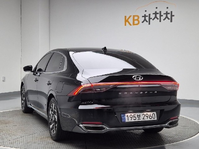 6011000789R2.jpg