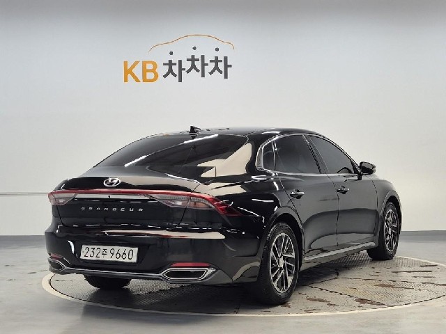 6051501651R3.jpg