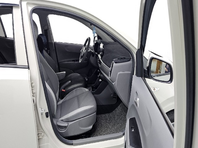 050c082fbea7377cda6e2c84c9f1a94d.jpeg
