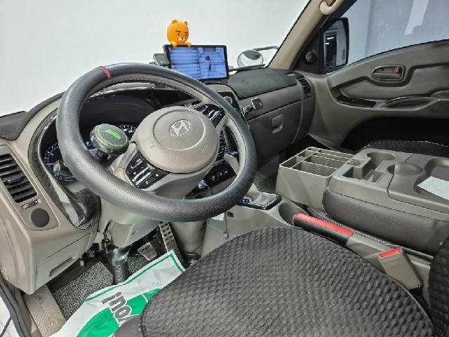 6061000179R6.jpg