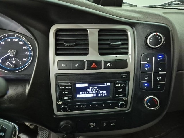 6061000851R12.jpg