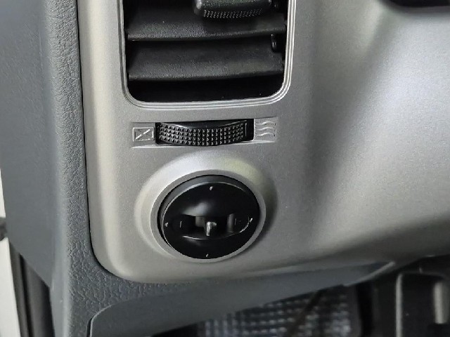 6061500677R15.jpg