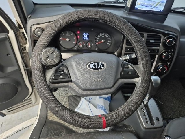 6061501164R8.jpg