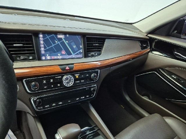 6051500008R10.jpg