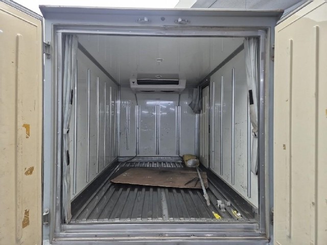 6041502260R17.jpg